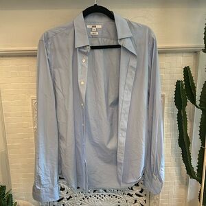 Uniqlo slim fit dress shirt light blue hue